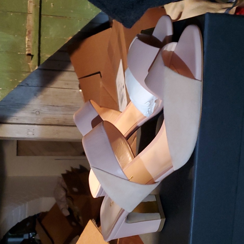Sz 42 NIB $695 Rupert Sanderson heels